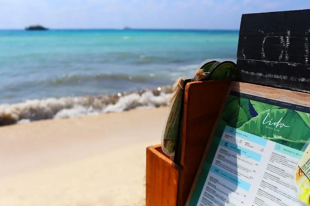 Hotel Casa Colibri Playa del Carmen 4*,