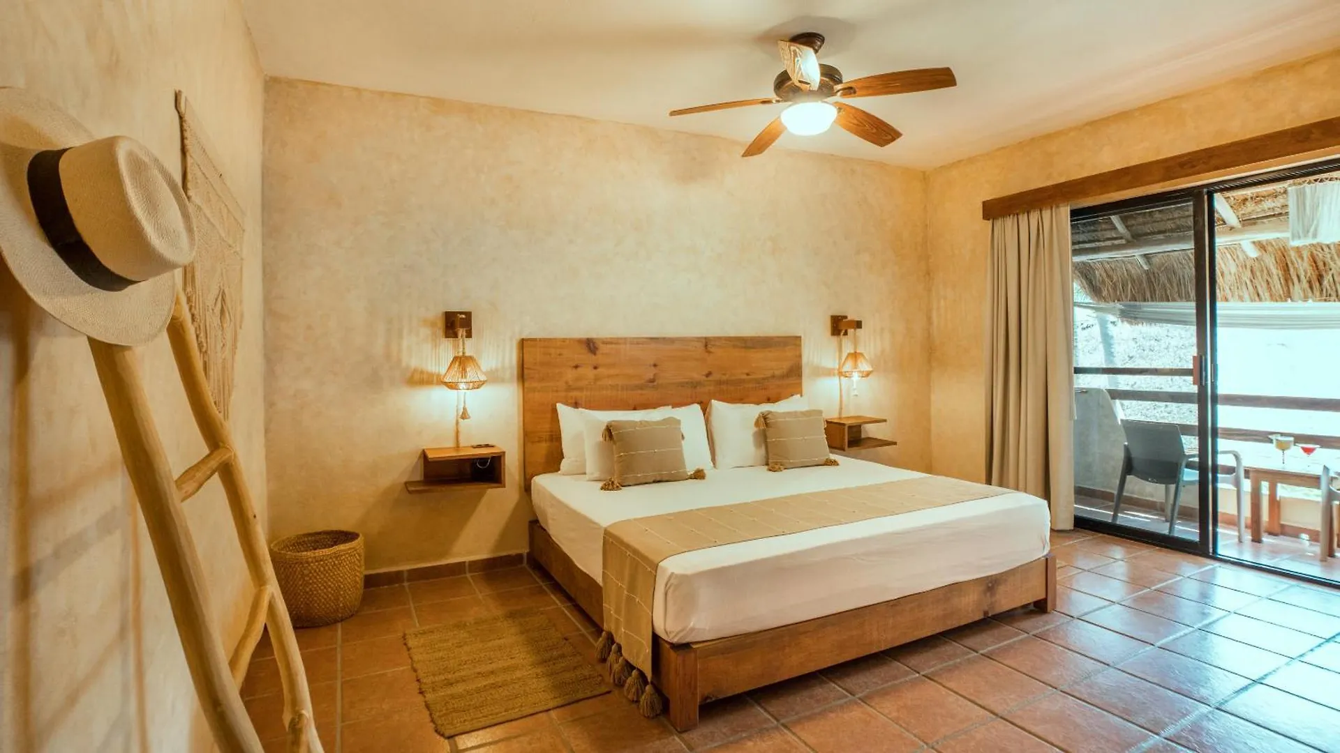 Hotel Colibri Beach Playa del Carmen 4*,  Messico